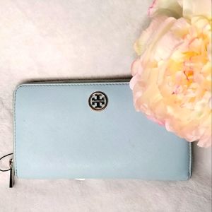 Tory Burch wallet
